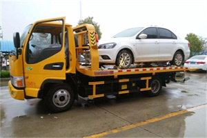 沿河附近拖车救援24小时服务热线